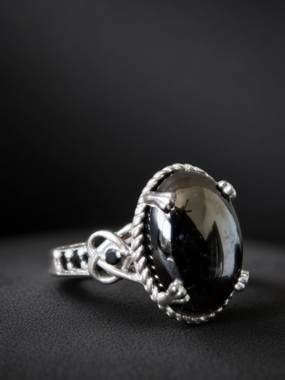 The Stamp Reads STS 925 - Dark Black Cabochon Cocktail Style Ring Size Five
